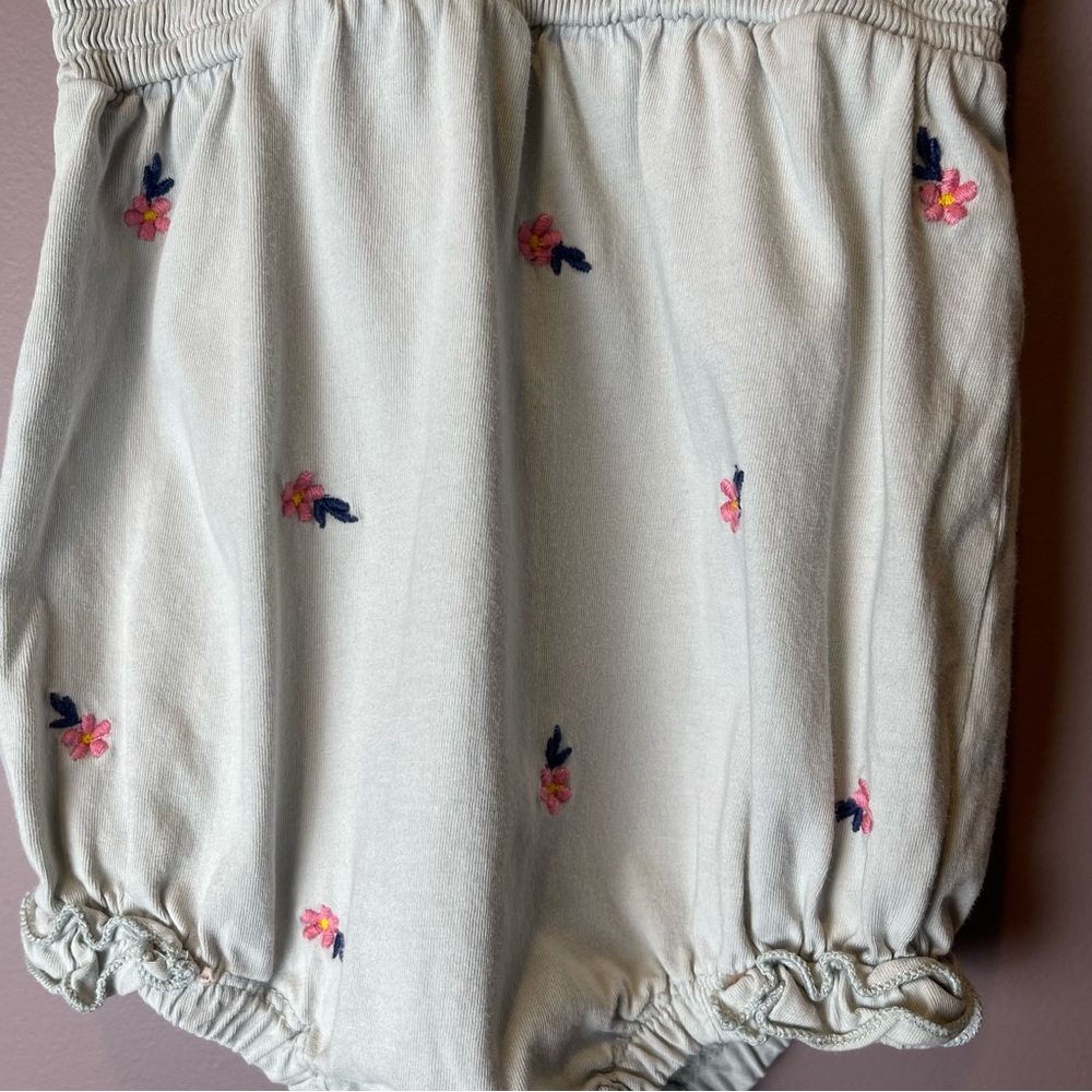 Nordstrom Baby Smocked Romper Embroidered Floral 6M - Picture 5 of 8